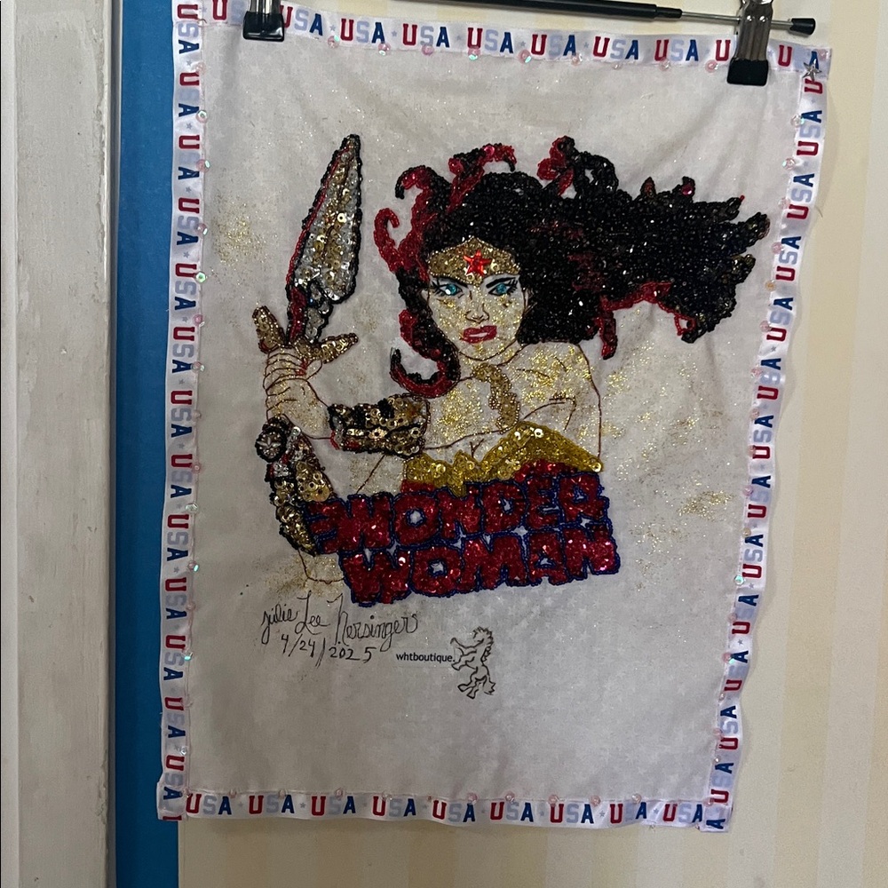 Unframed fabric art Hanging “17 X 13” Big Fan Of  Wonder Woman. Free Shipping - Picture 6 of 17